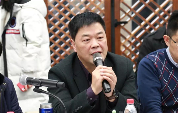 杭开集团董事长_开德集团董事长(3)